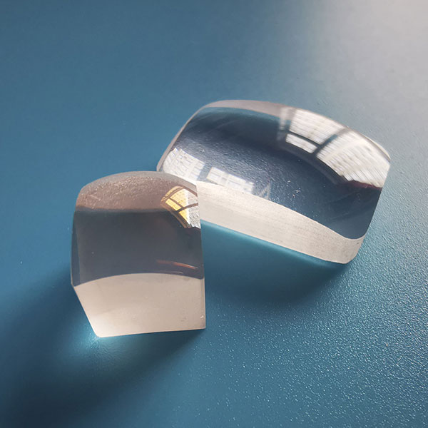 Optical Cylindrical Lenses