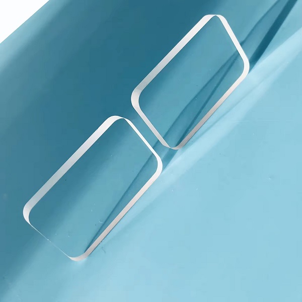 Rectangular Fused Silica Windows with Round Corners