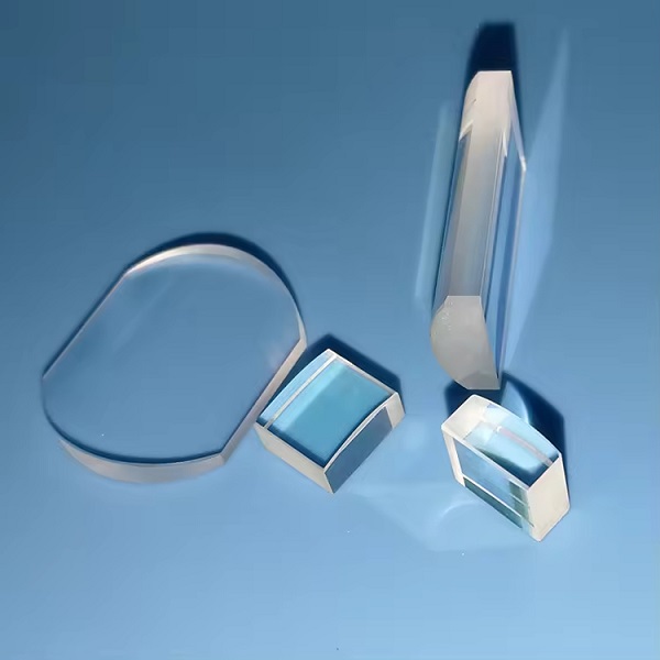UV Fused Silica Cylindrical Lens