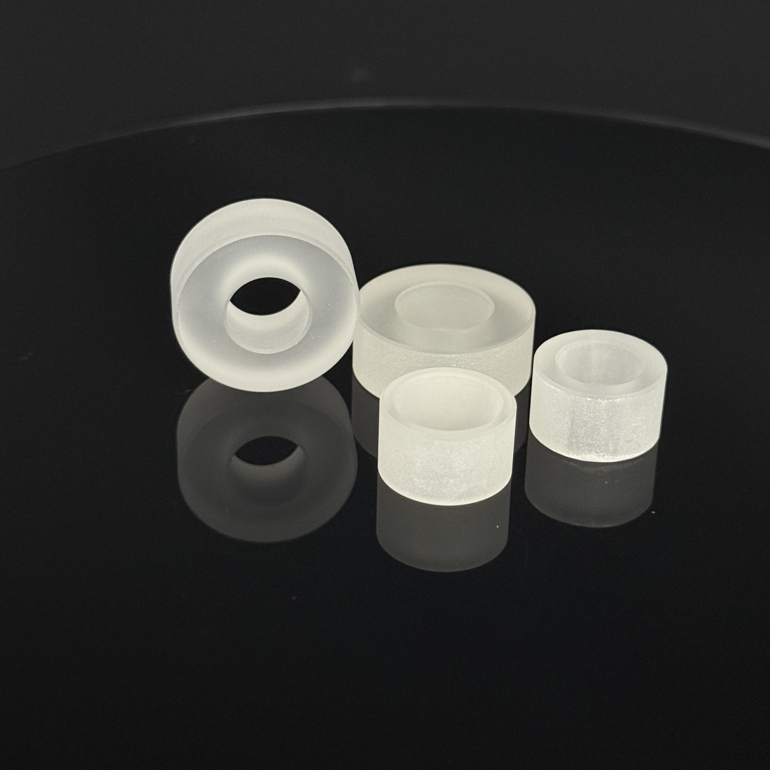 High-purity  heat-resistant Fused Silica Ring Blanks with Holes