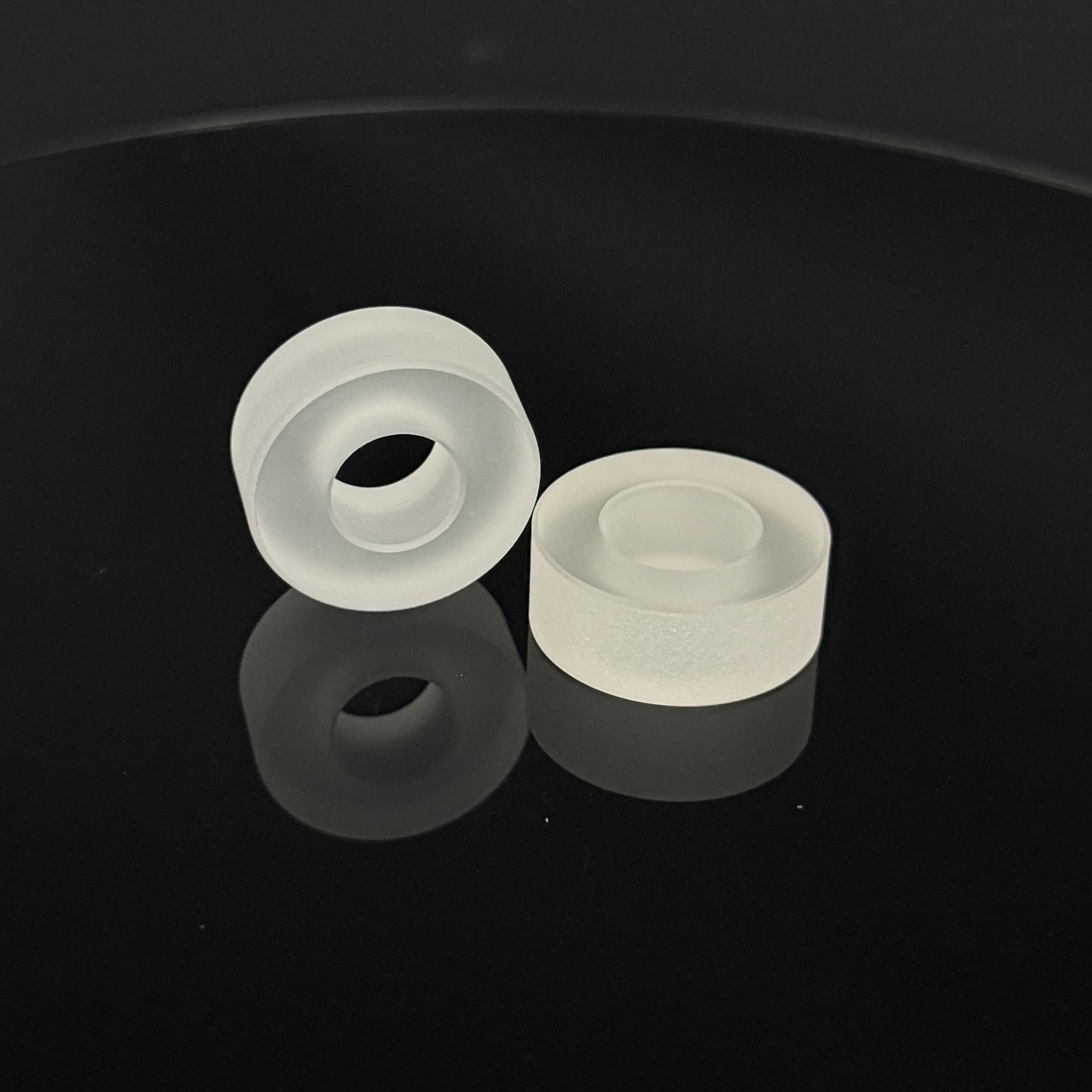 High-purity  heat-resistant Fused Silica Ring Blanks with Holes