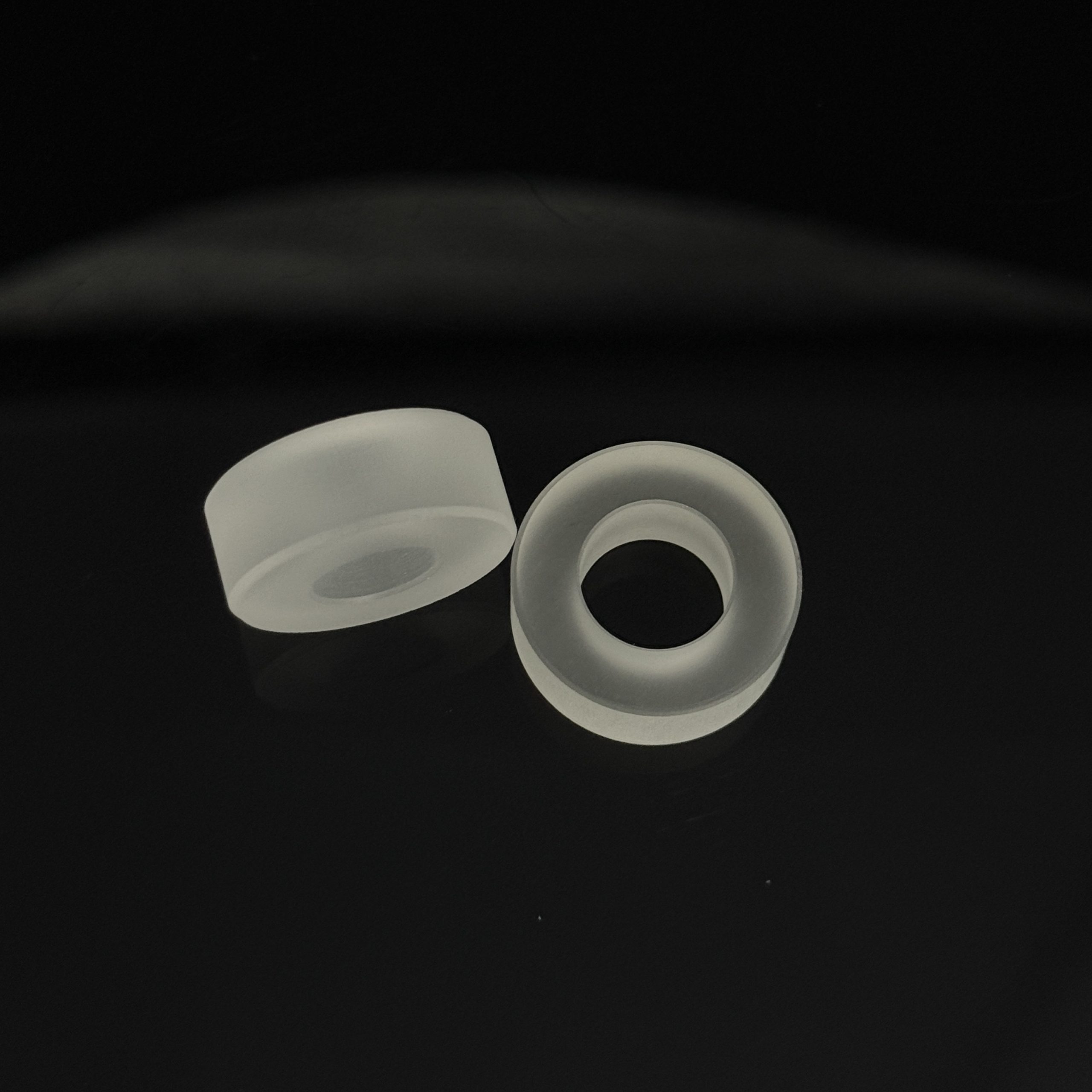 High-purity  heat-resistant Fused Silica Ring Blanks with Holes